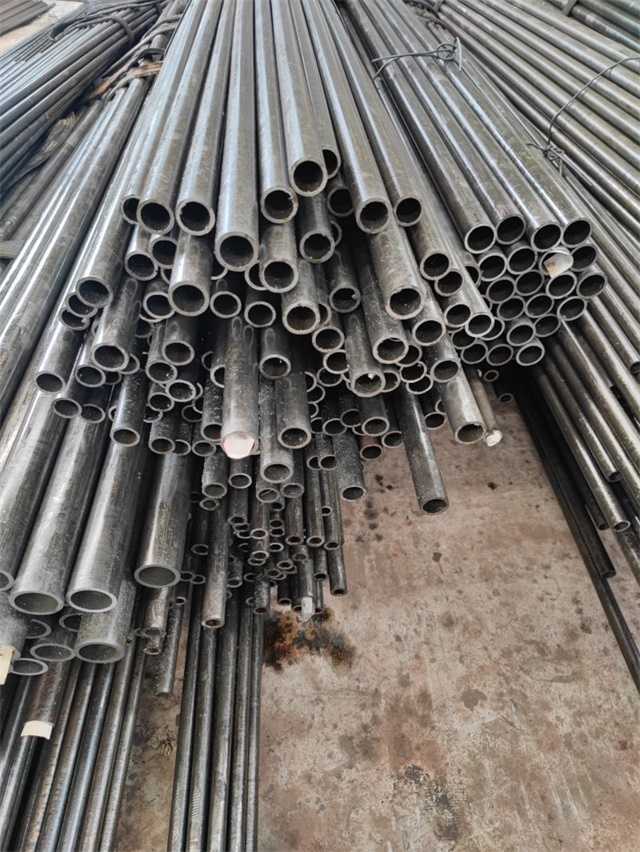 拉萨精密光亮无缝钢管厂