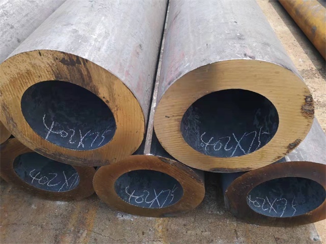 拉萨35#厚壁无缝钢管